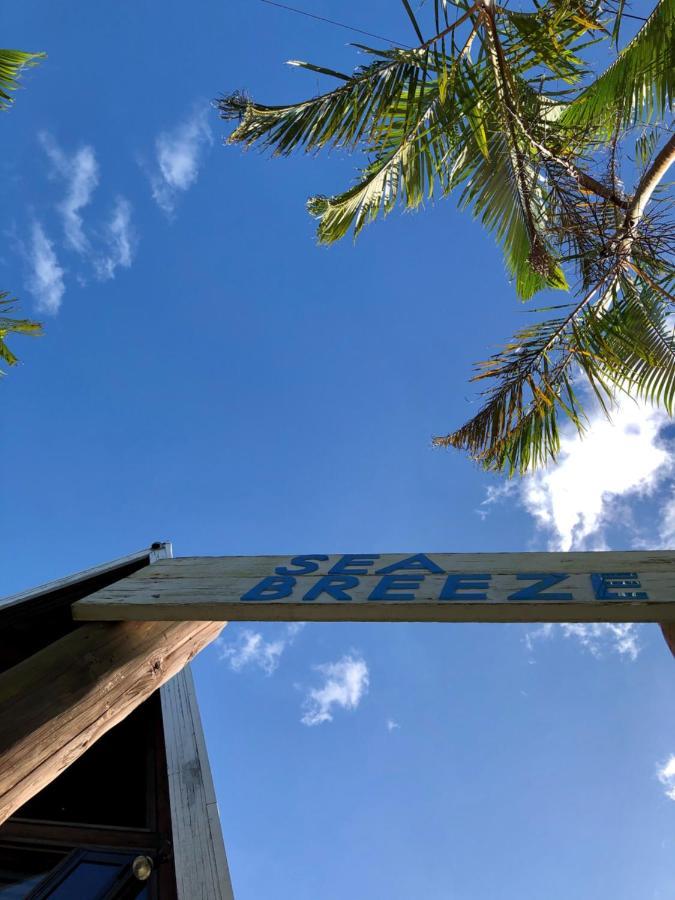 Sea Breeze Villa Onna Exterior foto