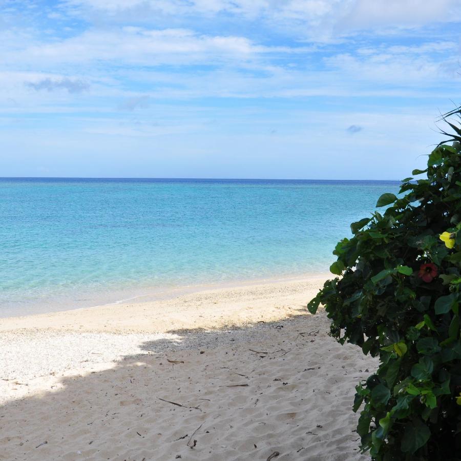 Sea Breeze Villa Onna Exterior foto