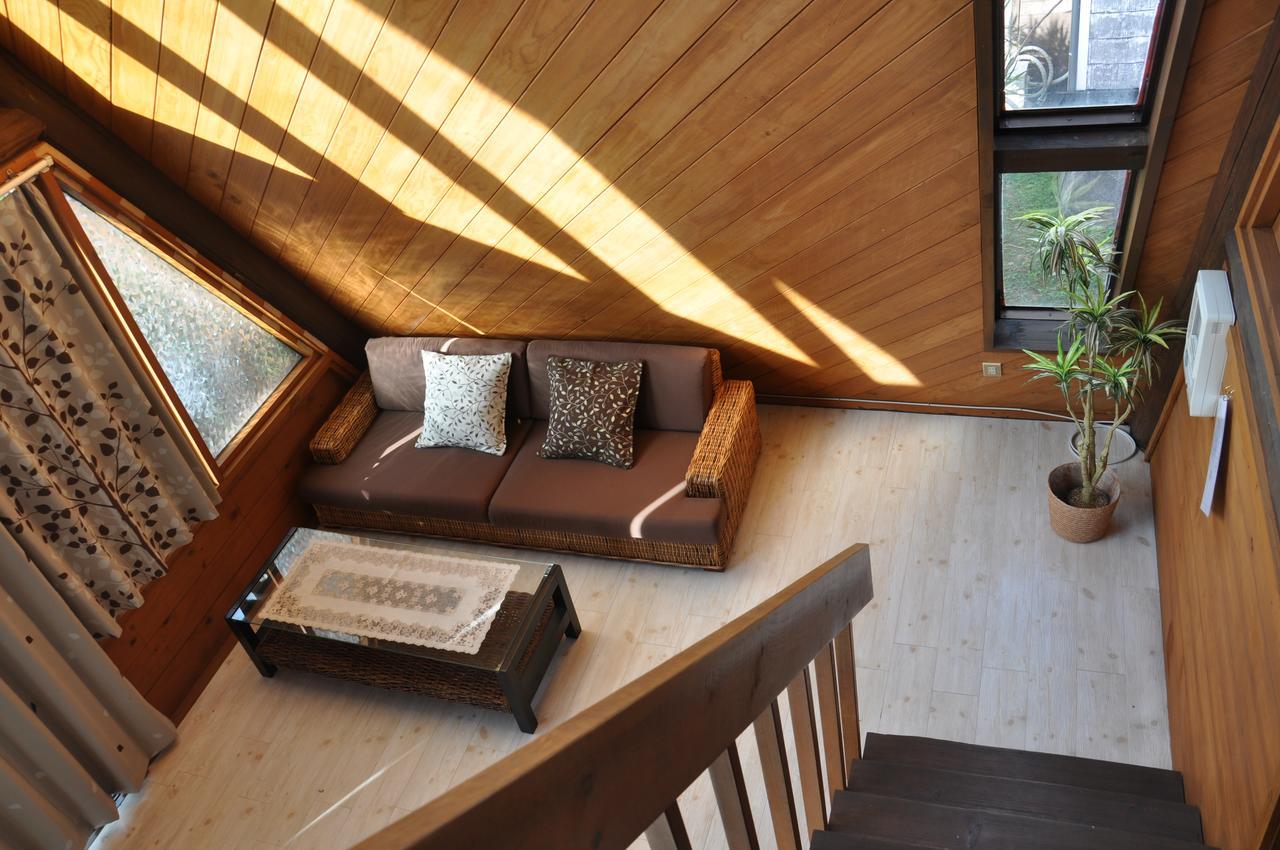 Sea Breeze Villa Onna Exterior foto